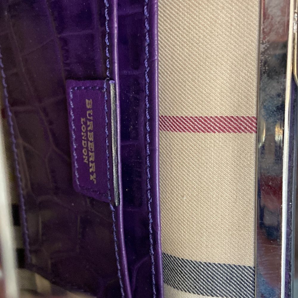 Burberry vintage wristlet purple leather impeccable - Picture 9 of 9